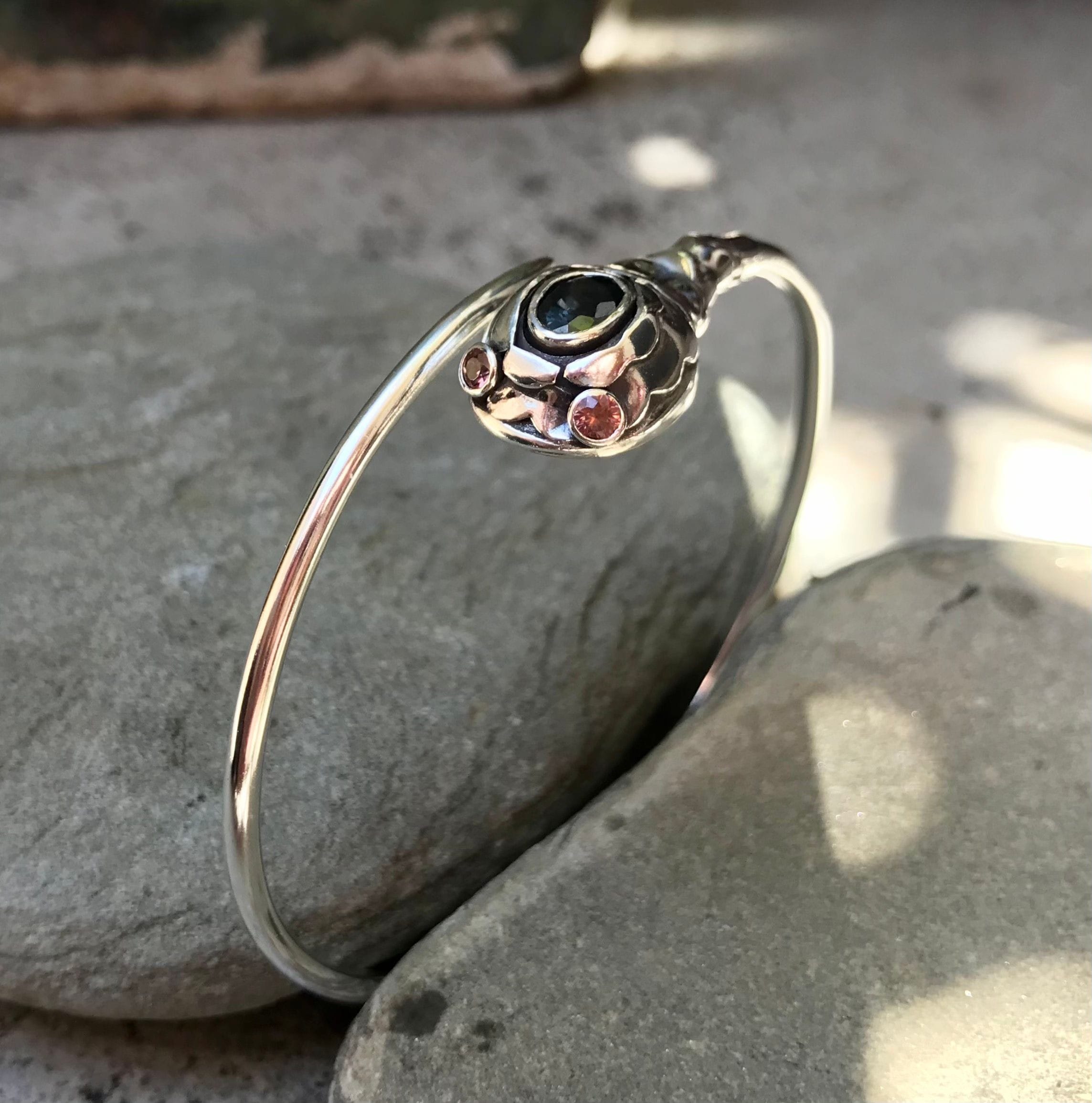 Silver with spinel and zircons